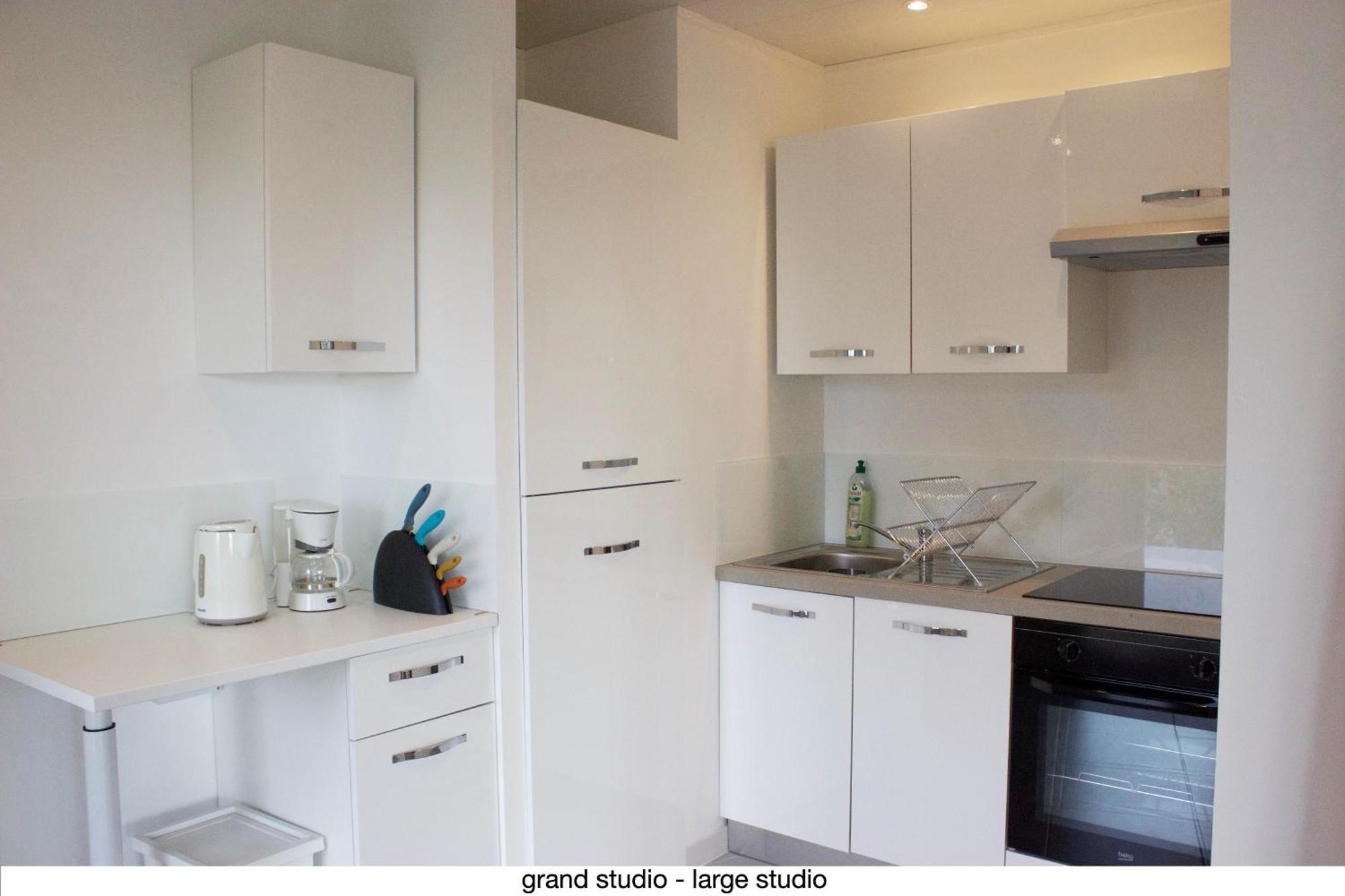 Apartamento 456 Chemin De La Pinede Menton Exterior foto